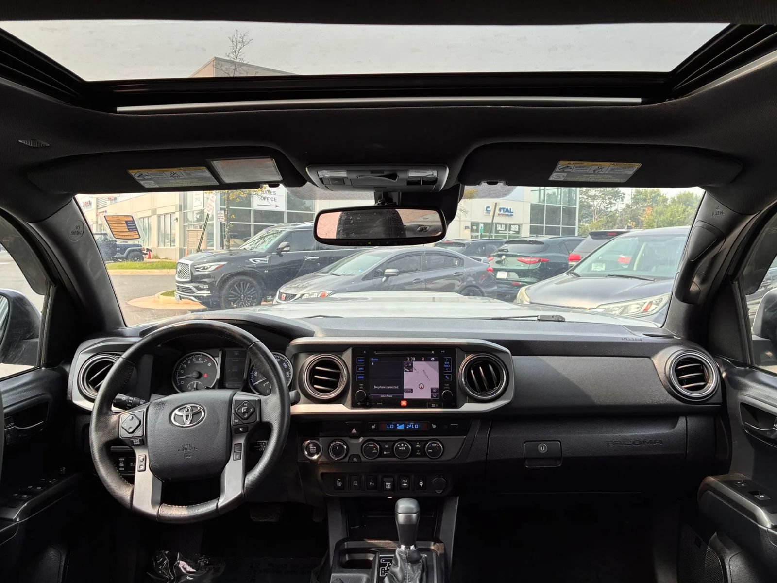 Used 2019 Toyota Tacoma TRD Sport AWD/4WD image 16