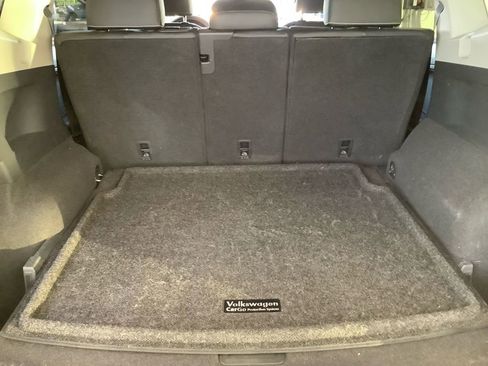 Used 2022 Volkswagen Tiguan SE image 28