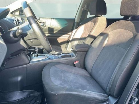 Used 2012 Nissan Rogue S image 23