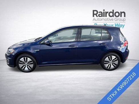 Used 2019 Volkswagen e-Golf SEL Premium image 4