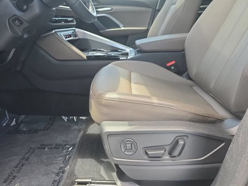 Certified 2025 Audi Q5 Premium Plus w/ Premium Plus AWD/4WD image 21