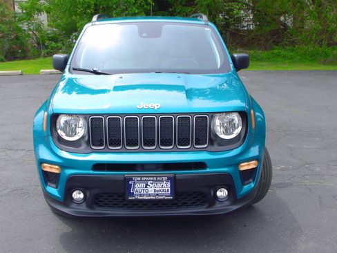 Used 2022 Jeep Renegade Latitude w/ Convenience Group AWD/4WD image 29