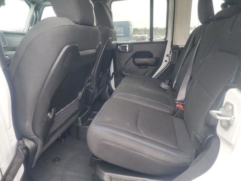 Used 2025 Jeep Wrangler Unlimited Rubicon 4xe w/ Convenience Group image 4