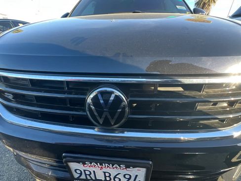 Used 2022 Volkswagen Tiguan SE R-Line FWD image 12