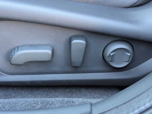 New 2026 Subaru Crosstrek 2.0i Premium image 18