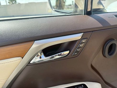 Used 2017 Lexus RX 350 FWD w/ Premium Package image 28