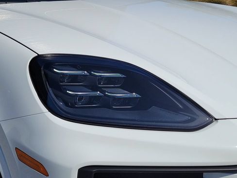 New 2026 Porsche Cayenne AWD/4WD image 15