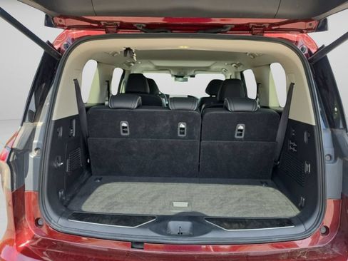 Used 2025 INFINITI QX80 Sensory AWD/4WD image 10