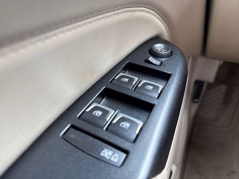 Used 2015 Cadillac SRX Premium w/ LPO, Protection Package FWD image 27
