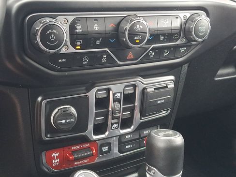 Certified 2020 Jeep Wrangler Unlimited Rubicon AWD/4WD image 16