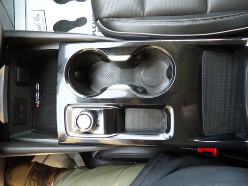 Used 2025 Buick Envision Avenir AWD/4WD image 49