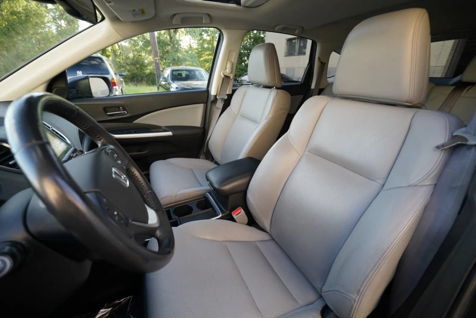 Used 2016 Honda CR-V Touring image 17