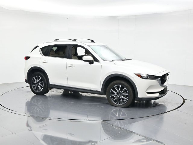 Used 2018 MAZDA CX-5 Touring w/ Preferred Equipment Package FWD image 3