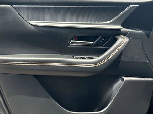 Certified 2024 MAZDA CX-90 Plug-In Hybrid w/ Preferred AWD/4WD image 19