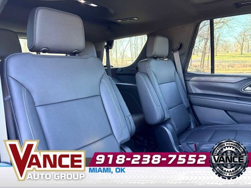 Used 2023 Chevrolet Tahoe LT w/ LT Signature Package image 19