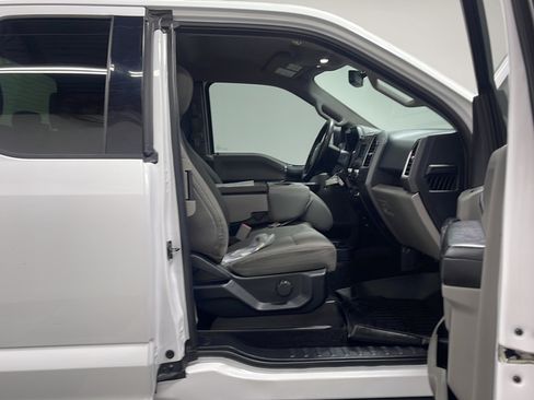Used 2016 Ford F150 XLT w/ Equipment Group 301A Mid RWD image 20