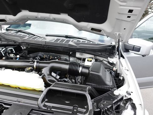 Used 2025 Ford F150 Lariat AWD/4WD image 64