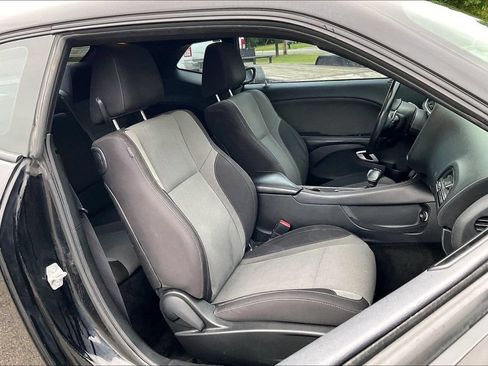 Used 2015 Dodge Challenger R/T w/ Quick Order Package 28B R/T RWD image 7