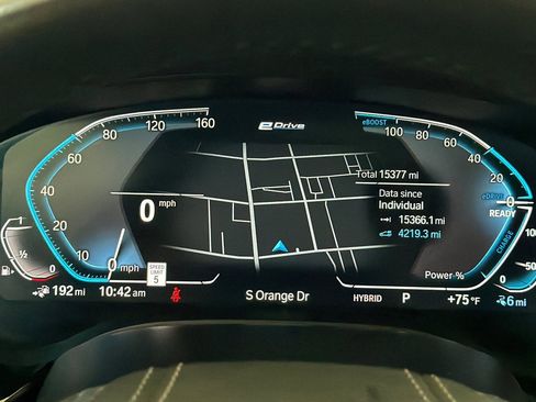 Used 2023 BMW 530e w/ Premium Package image 20