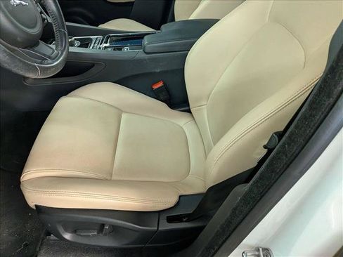 Used 2018 Jaguar F-PACE Premium AWD/4WD image 14
