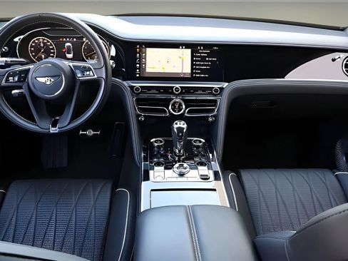 Used 2020 Bentley Flying Spur W12 AWD/4WD image 4