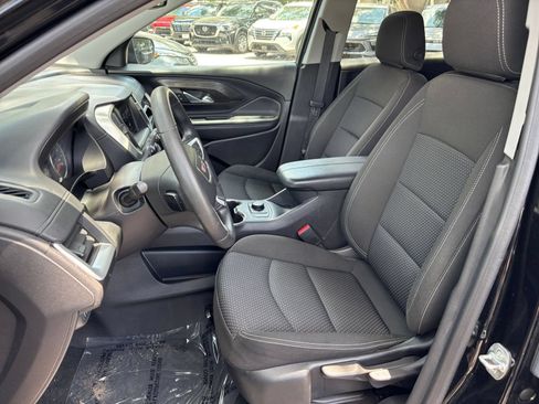 Used 2024 GMC Terrain SLE FWD image 25
