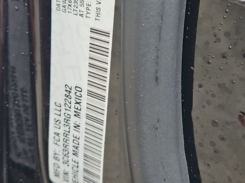 Used 2024 RAM 3500 Limited AWD/4WD image 23
