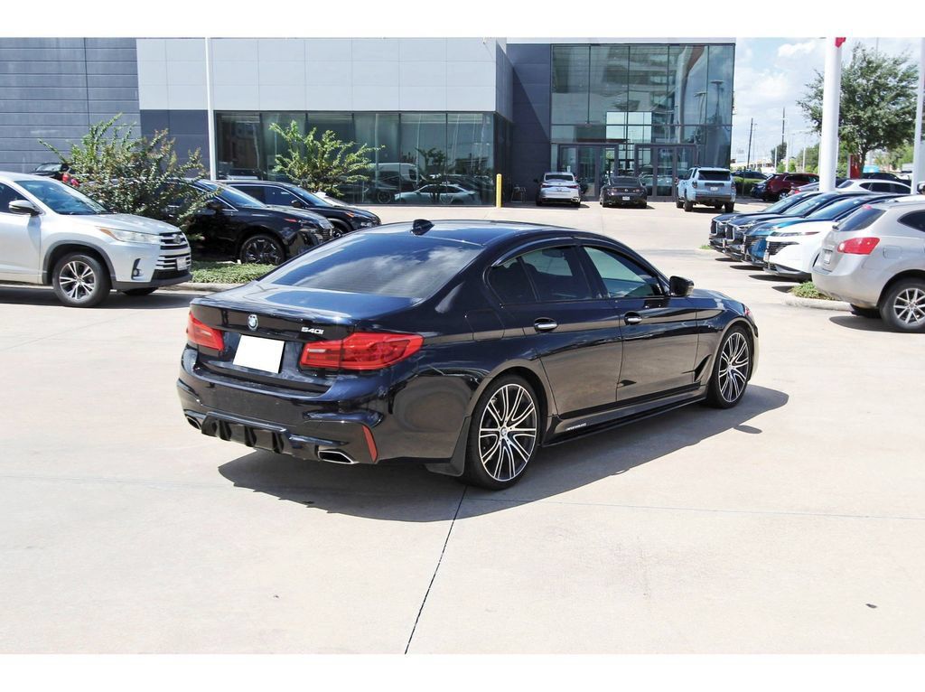 Used 2018 BMW 540i RWD image 5