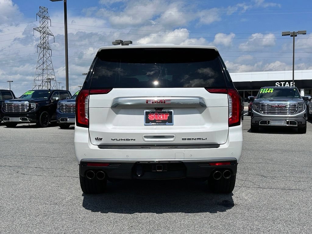 Certified 2021 GMC Yukon XL Denali w/ Denali Ultimate Package AWD/4WD image 9