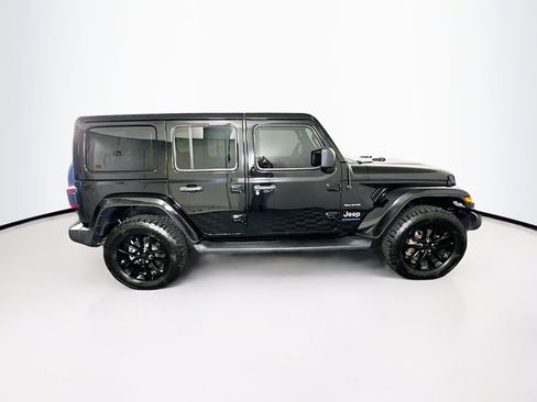 Used 2023 Jeep Wrangler Unlimited Sahara AWD/4WD image 10