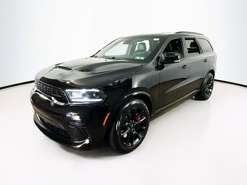 Used 2023 Dodge Durango R/T w/ Tow 'N Go Package AWD/4WD image 3