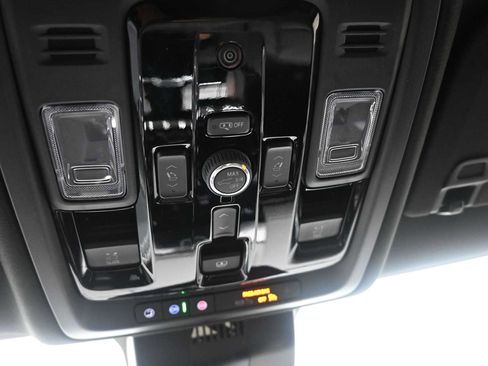 New 2026 GMC Yukon XL Denali w/ Denali Reserve Package image 21