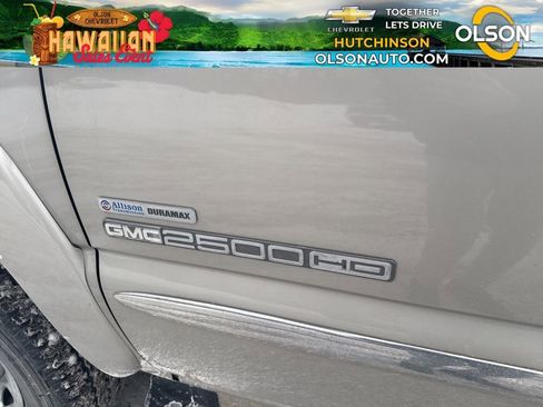 Used 2007 GMC Sierra 2500 SLE w/ Heavy-Duty Power Package image 10