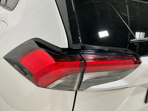 Used 2024 Toyota RAV4 XLE Premium image 27