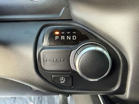 Used 2019 RAM 1500 Big Horn image 32