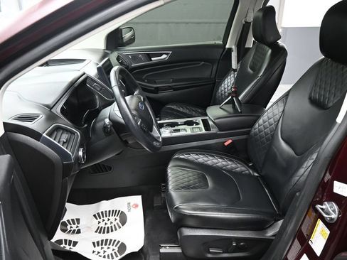 Certified 2023 Ford Edge Titanium AWD/4WD image 3