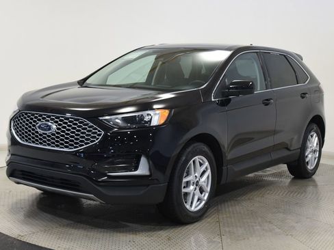 Used 2024 Ford Edge SEL AWD/4WD image 9