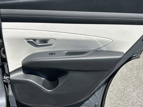 New 2026 Hyundai Tucson SEL FWD image 16