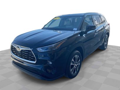 Used 2023 Toyota Highlander Platinum
