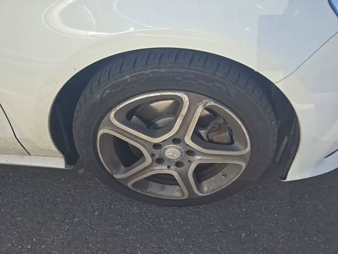 Used 2018 Mercedes-Benz CLA 250 4MATIC image 15