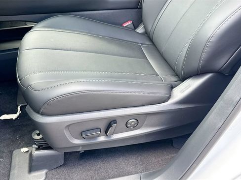 Used 2027 INFINITI QX60 Luxe w/ Cargo Package FWD image 21