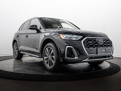 Certified 2023 Audi Q5 2.0T Premium Plus w/ Premium Plus Package AWD/4WD image 1