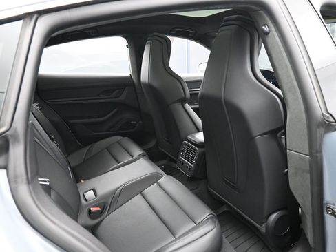 Certified 2025 Porsche Taycan Turbo image 29