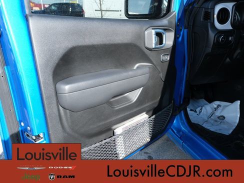 Used 2026 Jeep Wrangler Unlimited Sport AWD/4WD image 14