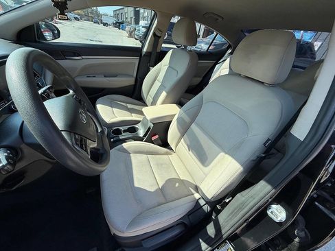 Used 2018 Hyundai Elantra SEL w/ Cargo Package image 37