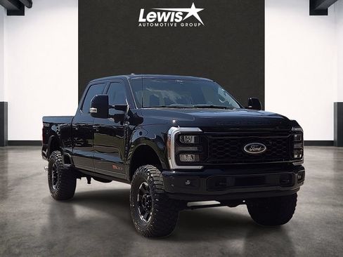 Used 2025 Ford F250 Lariat w/ Lariat Ultimate Package AWD/4WD image 6