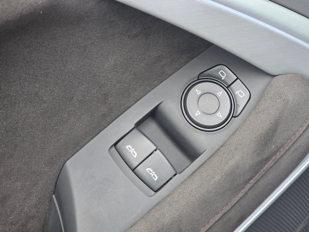 Used 2023 Chevrolet Camaro ZL1 RWD image 33