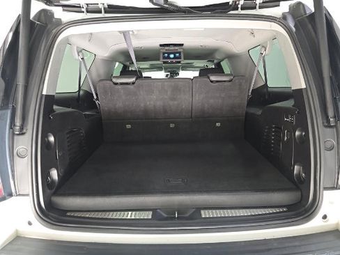 Used 2020 GMC Yukon XL Denali w/ Open Road Package AWD/4WD image 14