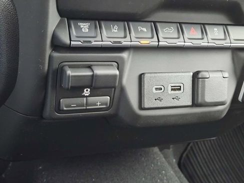 New 2026 Chevrolet Silverado 2500 Custom w/ Custom Value Package image 25