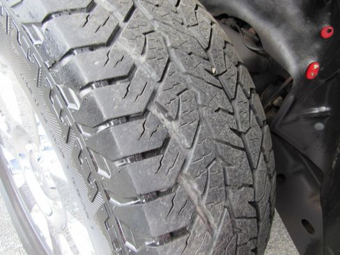 Used 2012 Chevrolet Colorado LT image 19